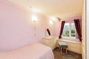 Bedroom- click for photo gallery